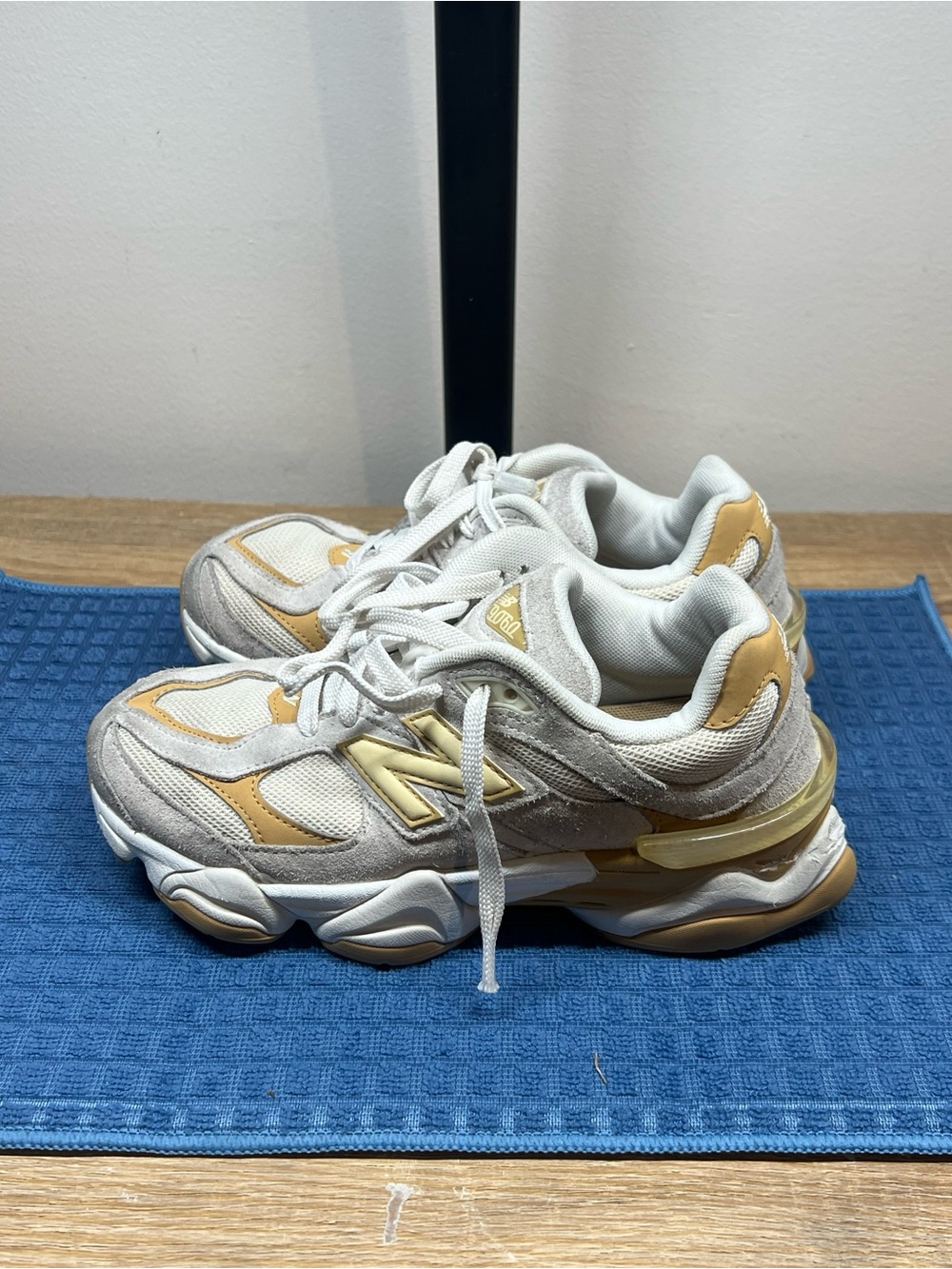 New Balance Women's Cream and Tan Fashion Sneakers